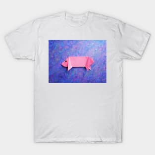 Pink origami pig T-Shirt